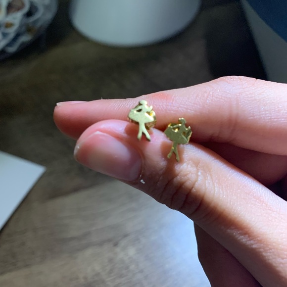 Stain less steel Gold ballerina necklace with earrings - Picture 3 of 4